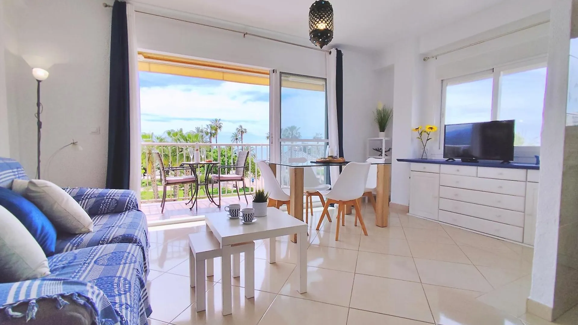 Apartamento El Nido Torre Del Mar Spanien