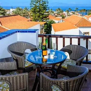 https://apartment-in-playa-de-las-americas2.in-canary-islands.com