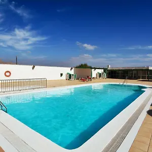 https://relax-tinosa-apartment.in-canary-islands.com
